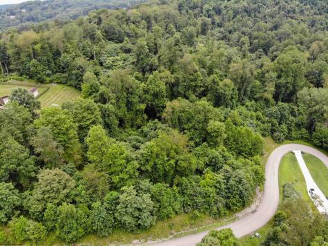 3 David Daniels Drive Fairmont WV 26554