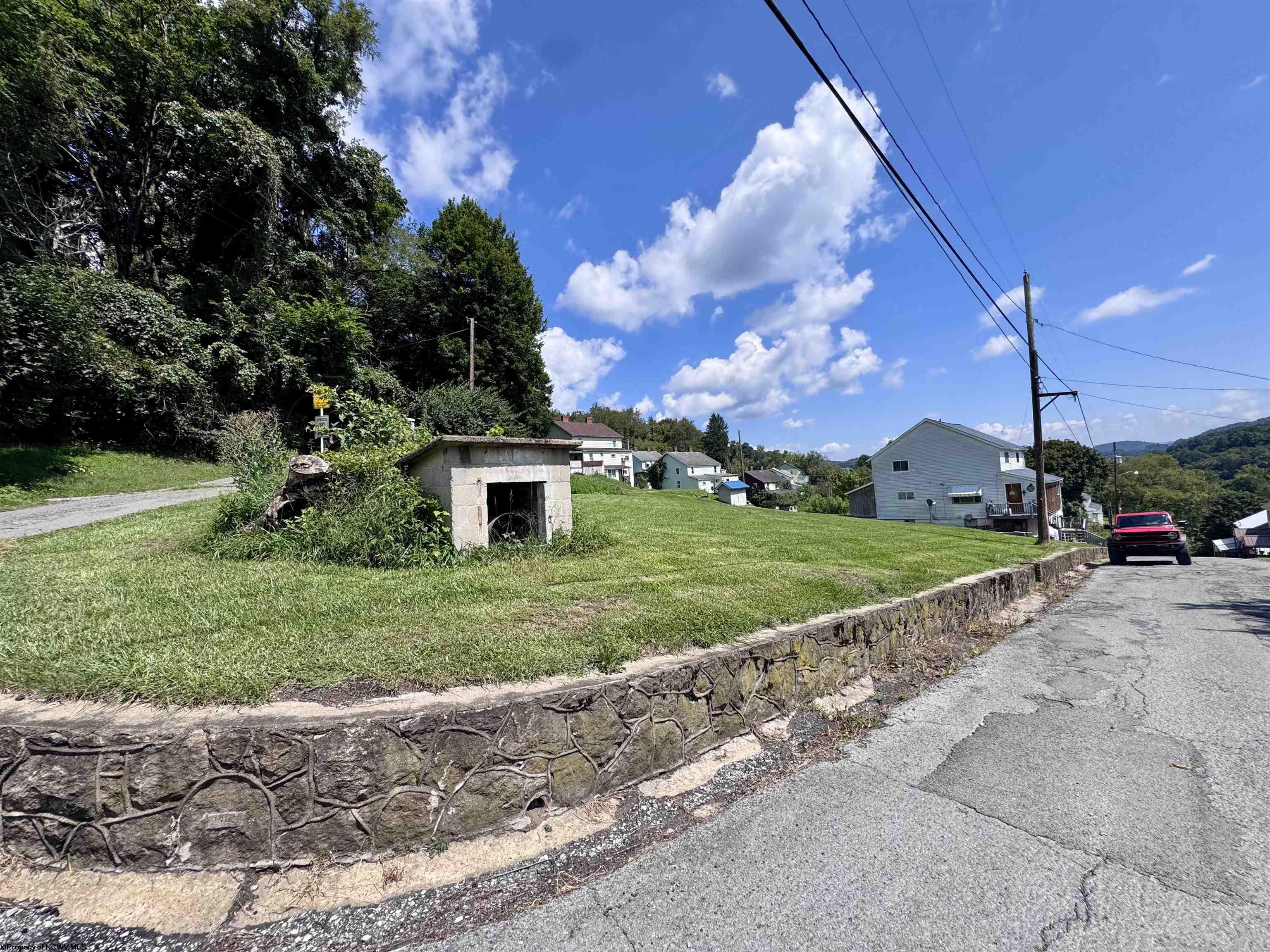 203 Chestnut Street Barrackville WV 26559