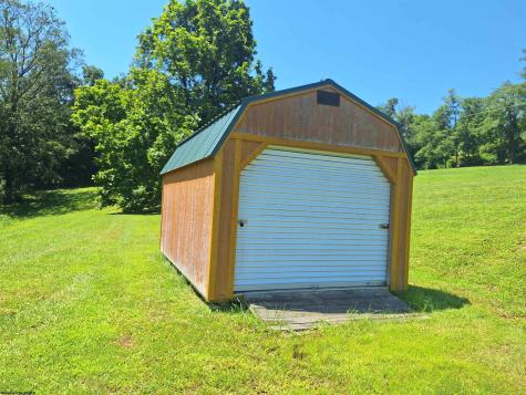 0 Chicken Farm Road Clarksburg WV 26301