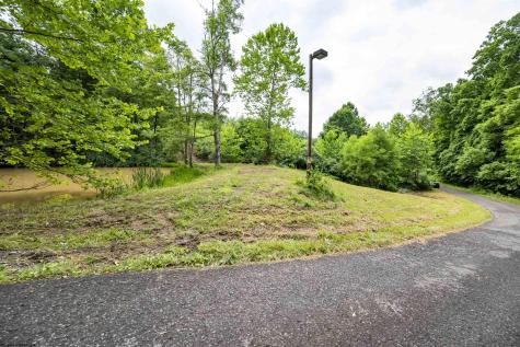 1 Tulip Lane Fairmont WV 26554