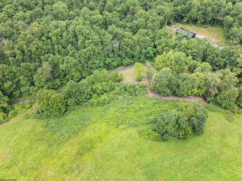 1 Tulip Lane Fairmont WV 26554