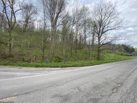 5 E Run Circle Four States WV 26572