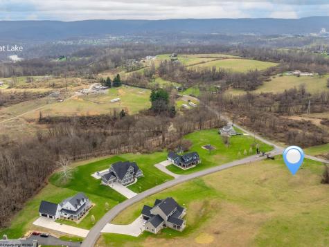 15 Belgian Lane Morgantown WV 26508
