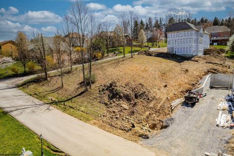32 Brettwald Drive Morgantown WV 26508