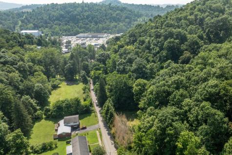 109 Dug Hill Road Morgantown WV 26508