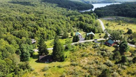 52 Bobolink Drive Terra Alta WV 26764