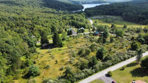 52 Bobolink Drive Terra Alta WV 26764
