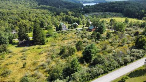 52 Bobolink Drive Terra Alta WV 26764
