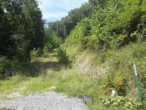 28 Woodland Drive Beverly WV 26253