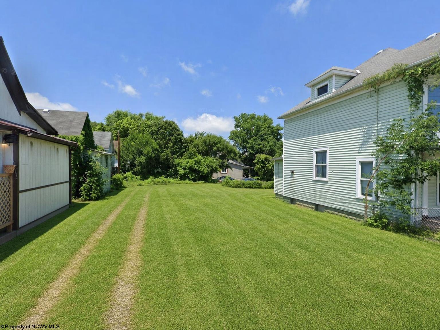 302 Cove Court Clarksburg WV 26301