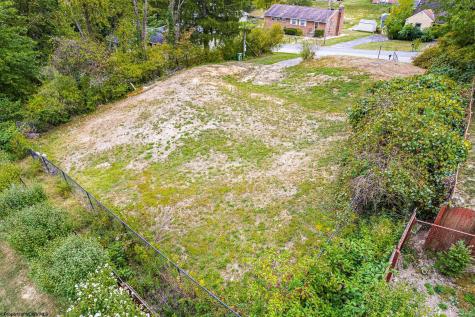 563 Killarney Drive Morgantown WV 26505