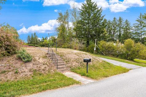 563 Killarney Drive Morgantown WV 26505