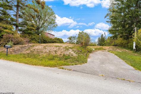 563 Killarney Drive Morgantown WV 26505