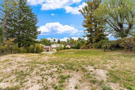 563 Killarney Drive Morgantown WV 26505