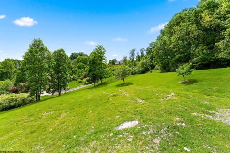 113 Iris Lane Morgantown WV 26501