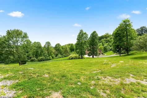 113 Iris Lane Morgantown WV 26501