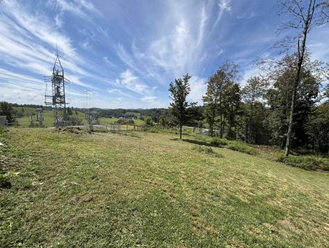 152 Rocky Lane Volga WV 26238