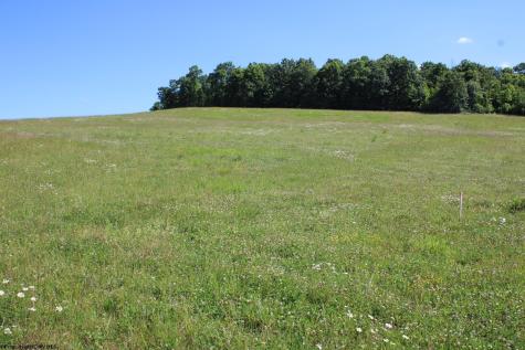 2 Gladesville Road Morgantown WV 26508