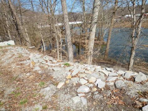 732 Blue & Gray Highway Philippi WV 26416