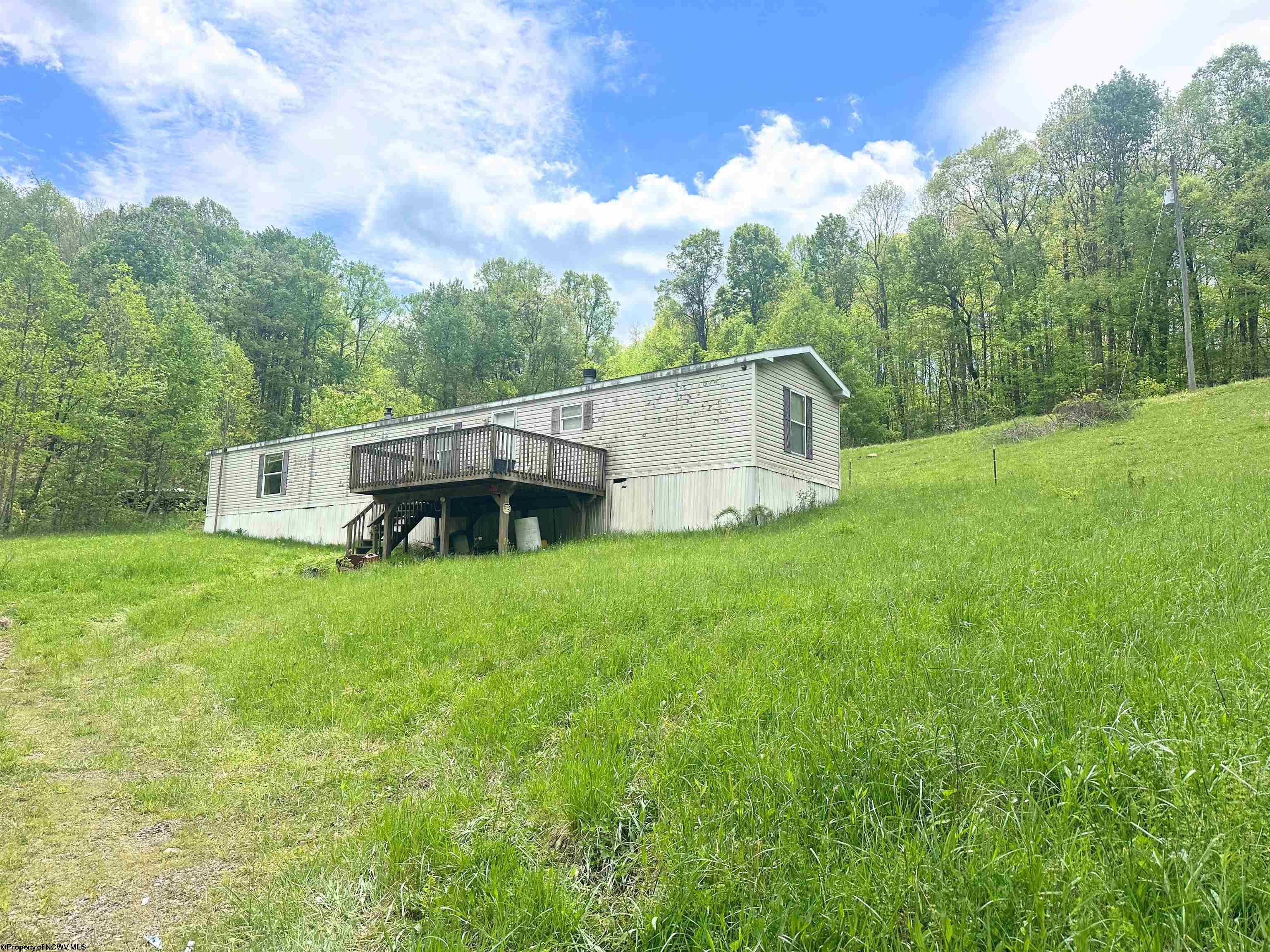3003 Pell Road Kingwood WV 26537