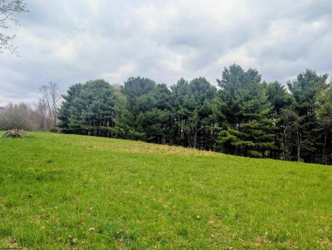 13 Sand Bank Road Masontown WV 26542