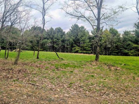 13 Sand Bank Road Masontown WV 26542