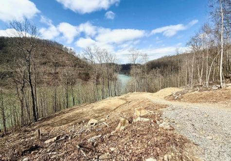 3 Brooklyn Way Moatsville WV 26405