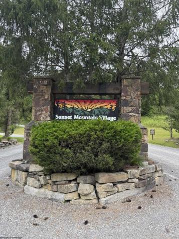 133 Sunset Mountain Village Drive Slaty Fork WV 26291