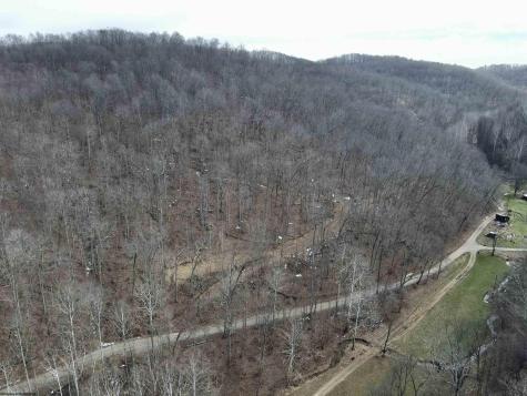 1251 County Highway 40-11 Road Duck WV 25063