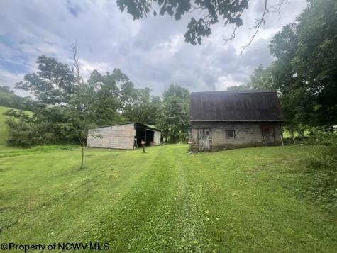 139 Vineyard Lane Fairmont WV 26554