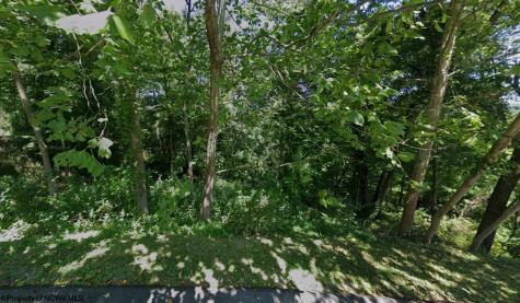 28 South Point Circle Morgantown WV 26508