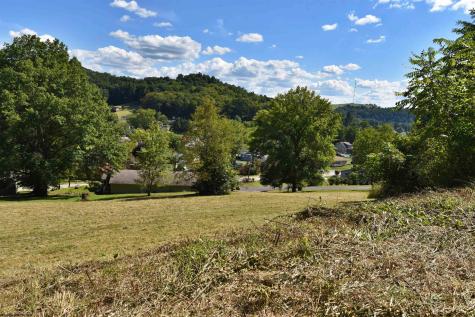 108 Richmond Avenue Grafton WV 26354