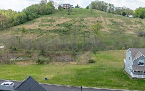 64 Santorini Avenue Morgantown WV 26508