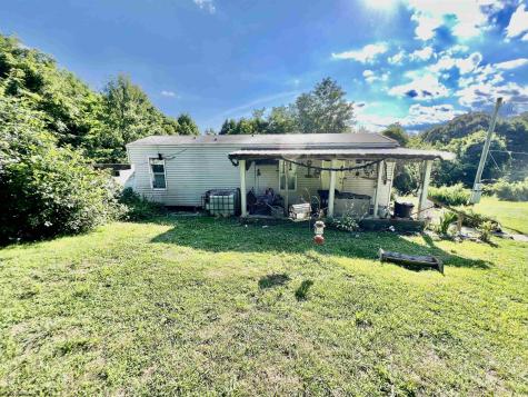 1945 Wilson Ridge Road Duck WV 25063