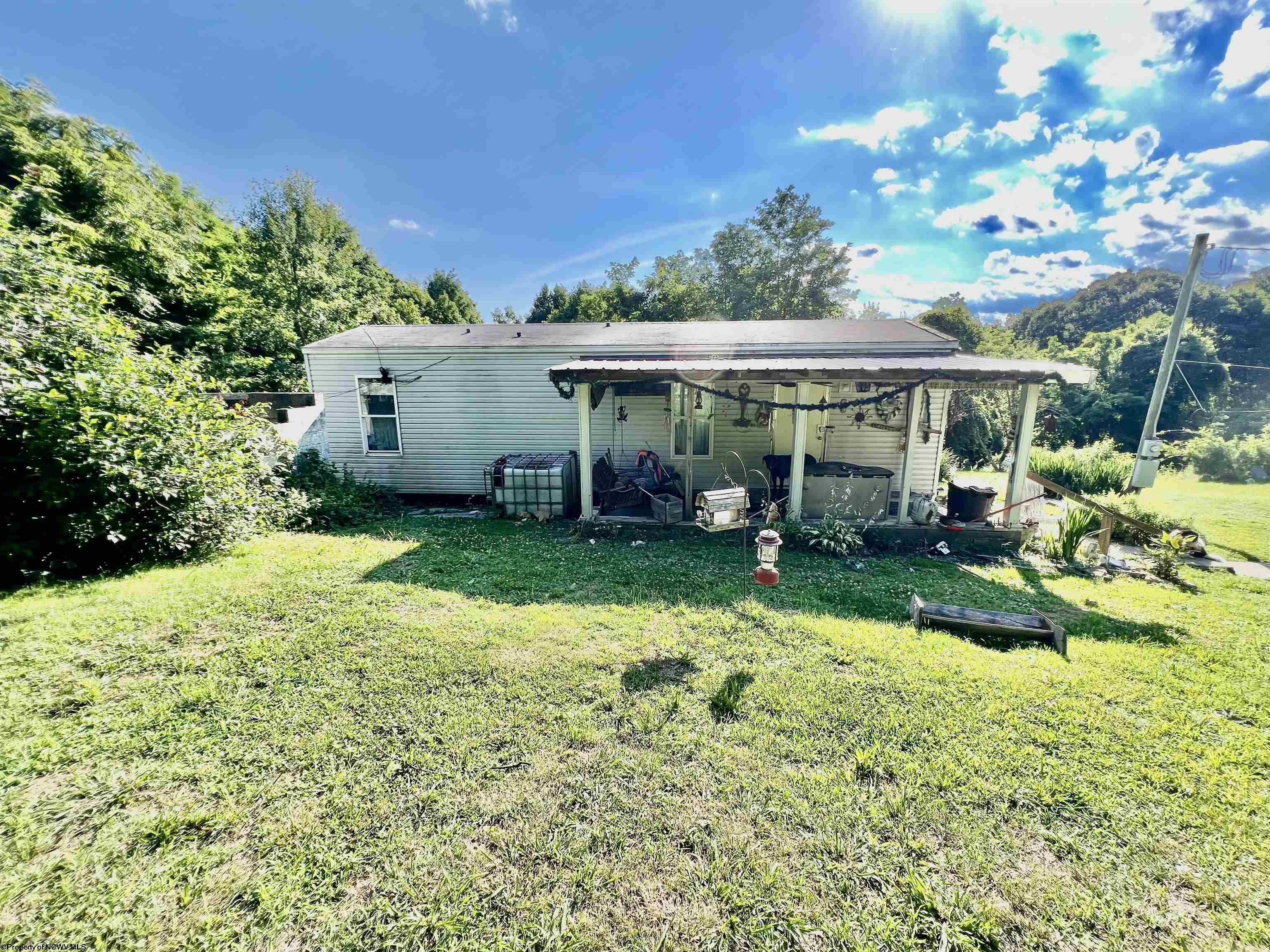 1945 Wilson Ridge Road Duck WV 25063