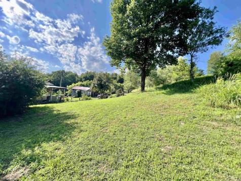 1945 Wilson Ridge Road Duck WV 25063