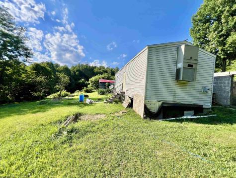 1945 Wilson Ridge Road Duck WV 25063