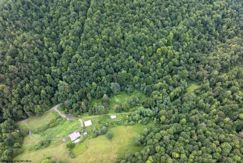 1 Buck Lick Road Terra Alta WV 26764