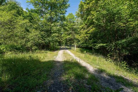 3091 Pleasantdale Road Kingwood WV 26537