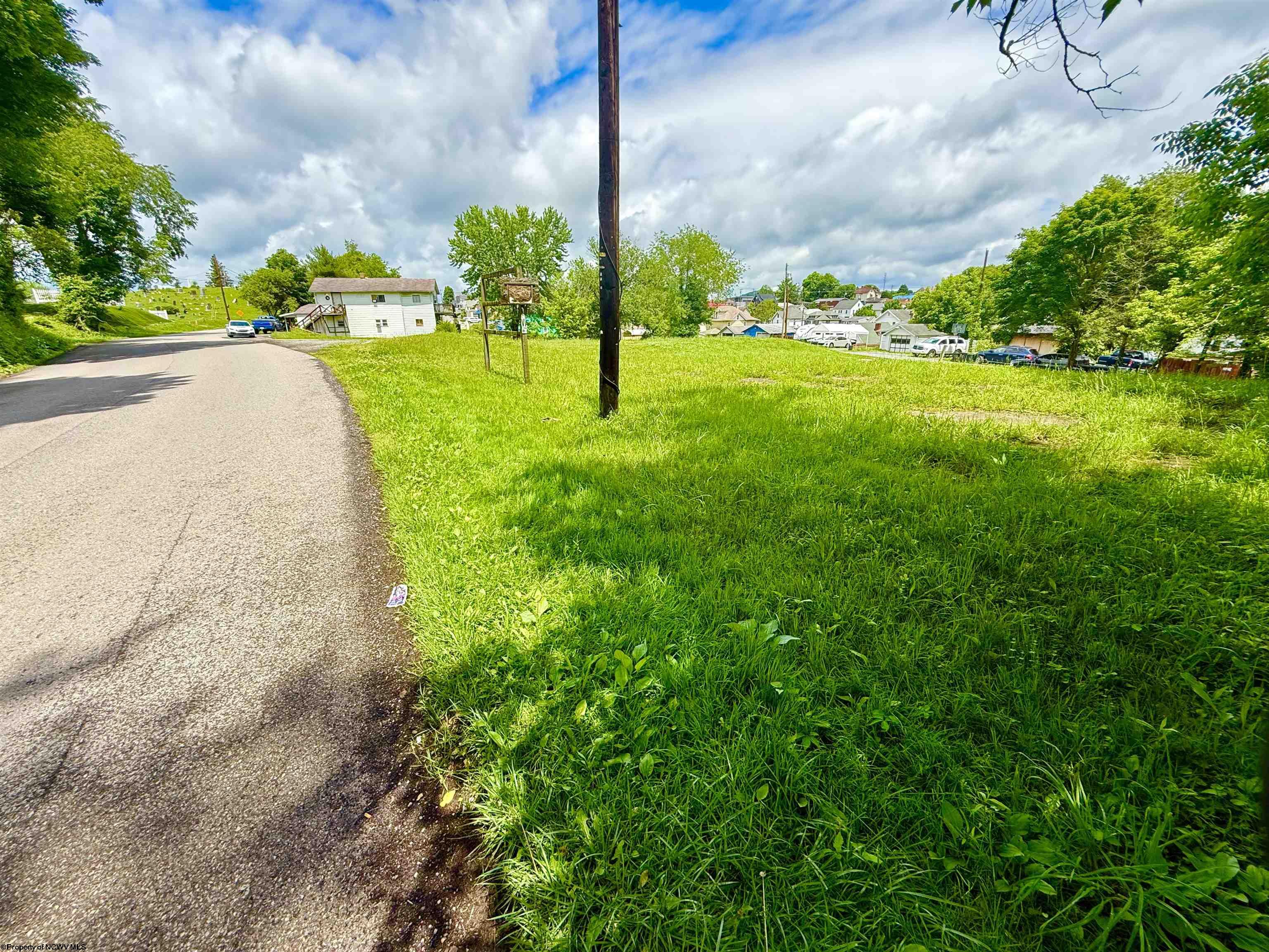 36 E Grafton Road Fairmont WV 26554