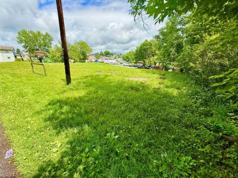 36 E Grafton Road Fairmont WV 26554