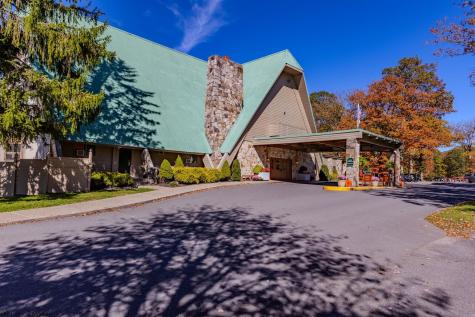 40 E. Alpine Drive Terra Alta WV 26764