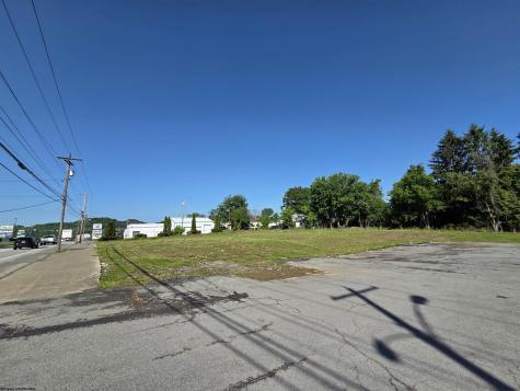 828 Fairmont Road Westover WV 26501