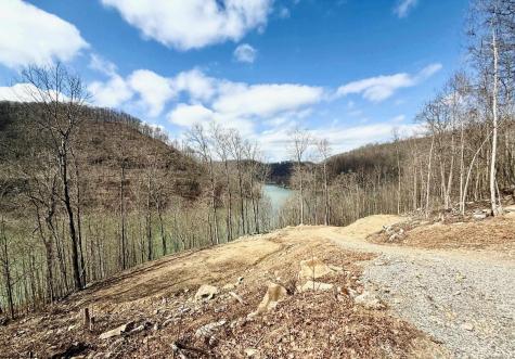 9 Brooklyn Way Moatsville WV 26405