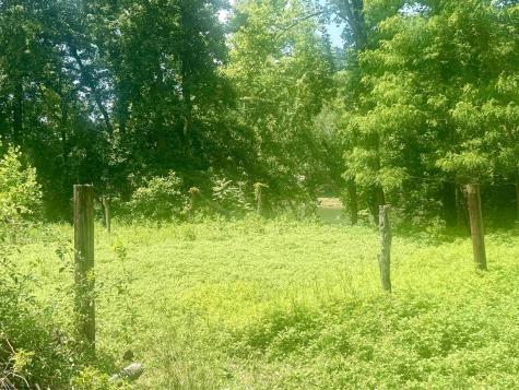 34 Sandy Beach Road Fairmont WV 26554