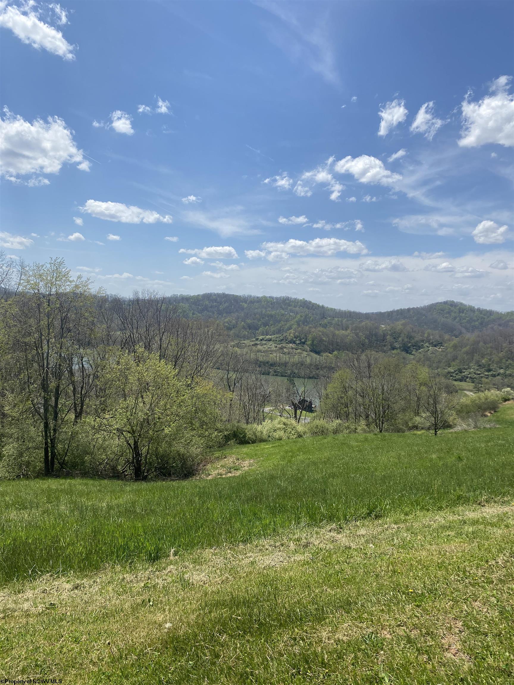 43 Lakeview Heights Horner WV 26372