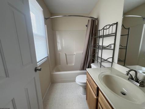 206 Stonegate Circle Morgantown WV 26505
