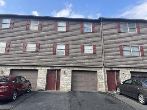 206 Stonegate Circle Morgantown WV 26505