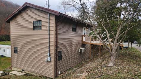 1752 Tyrone Road Morgantown WV 26508