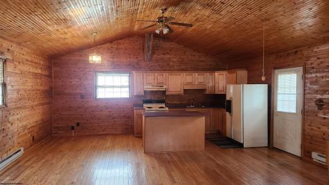 1752 Tyrone Road Morgantown WV 26508